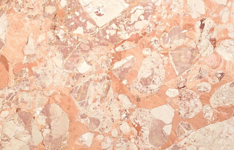 Rosa Breccia – Magnus